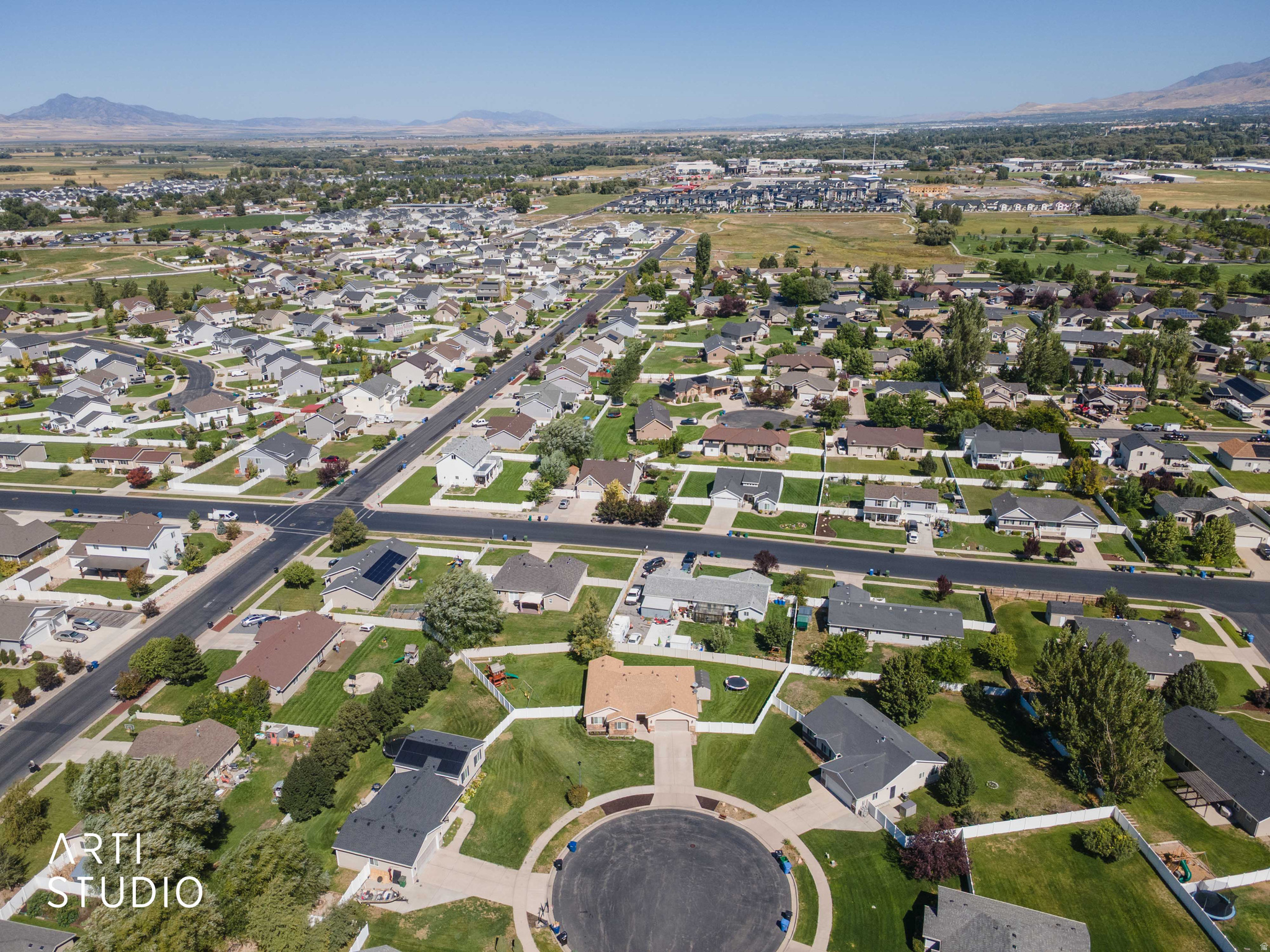 main property photo 41