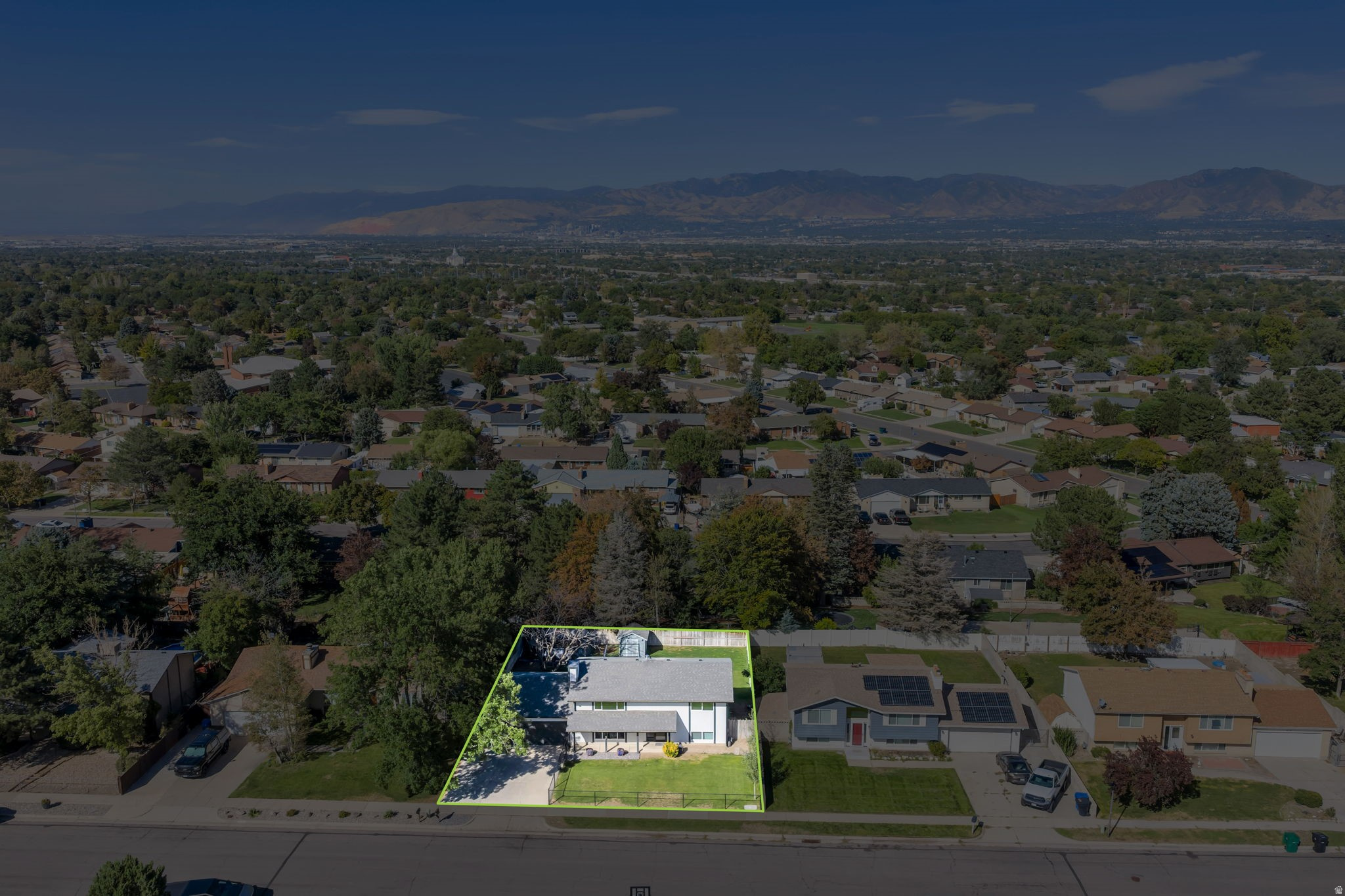 main property photo 22