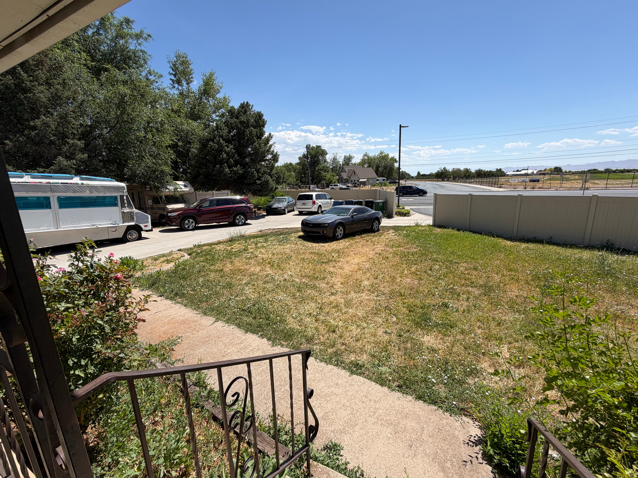 main property photo 24