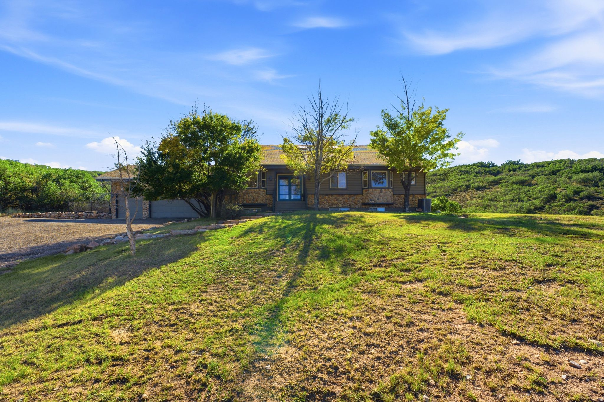 main property photo 67