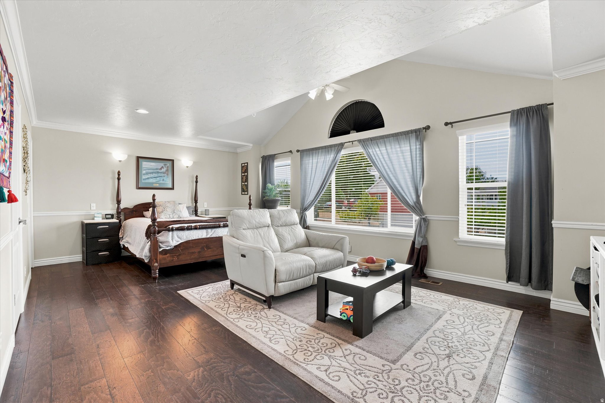main property photo 76