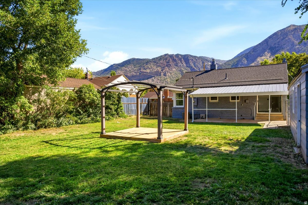 main property photo 29