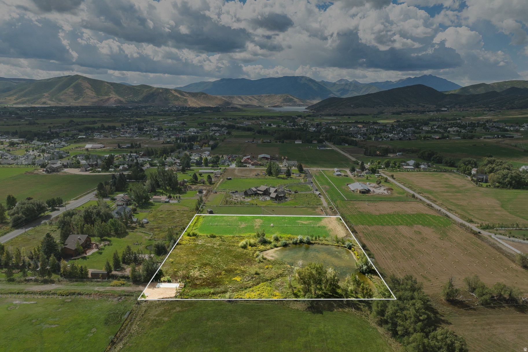 main property photo 10