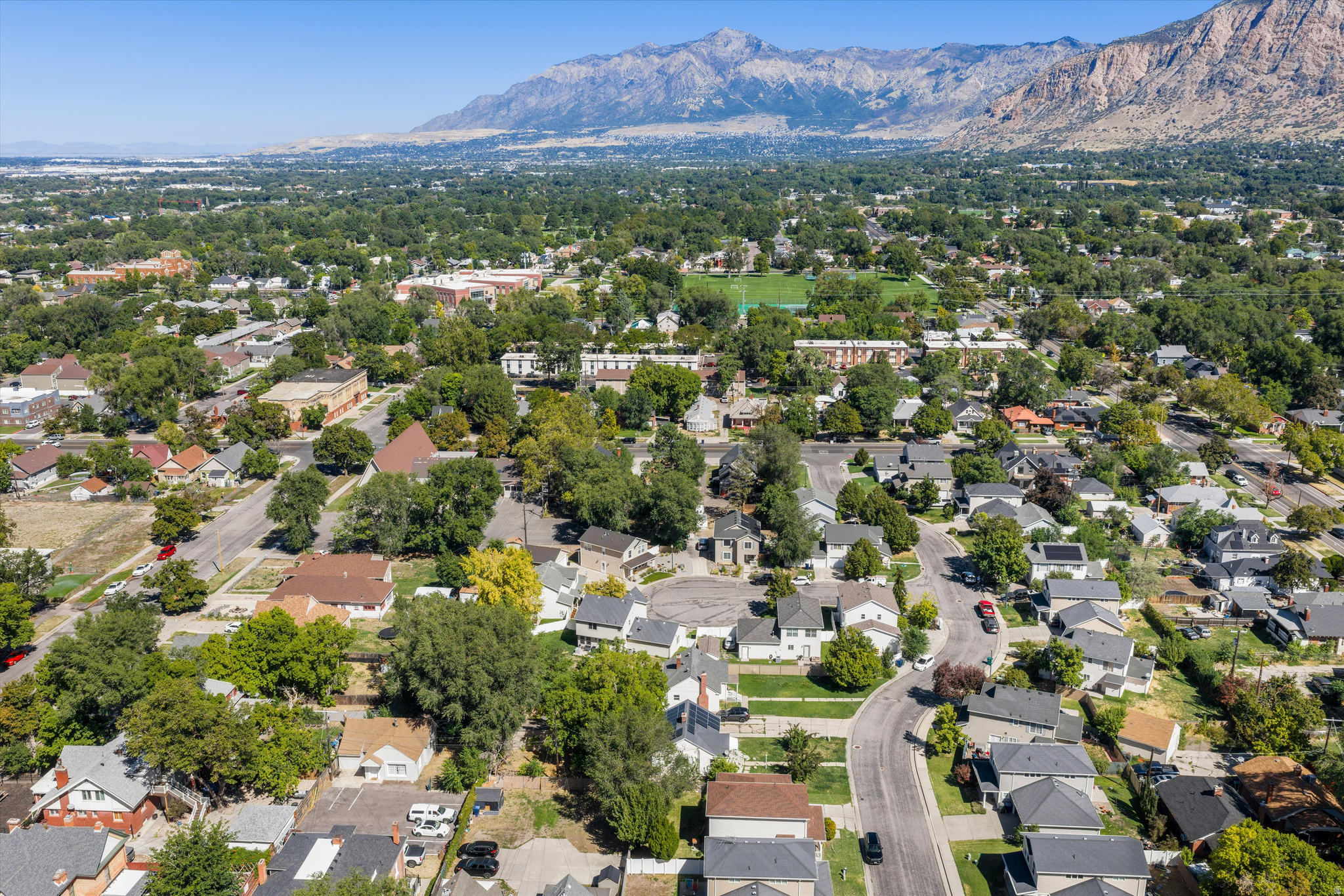 main property photo 36