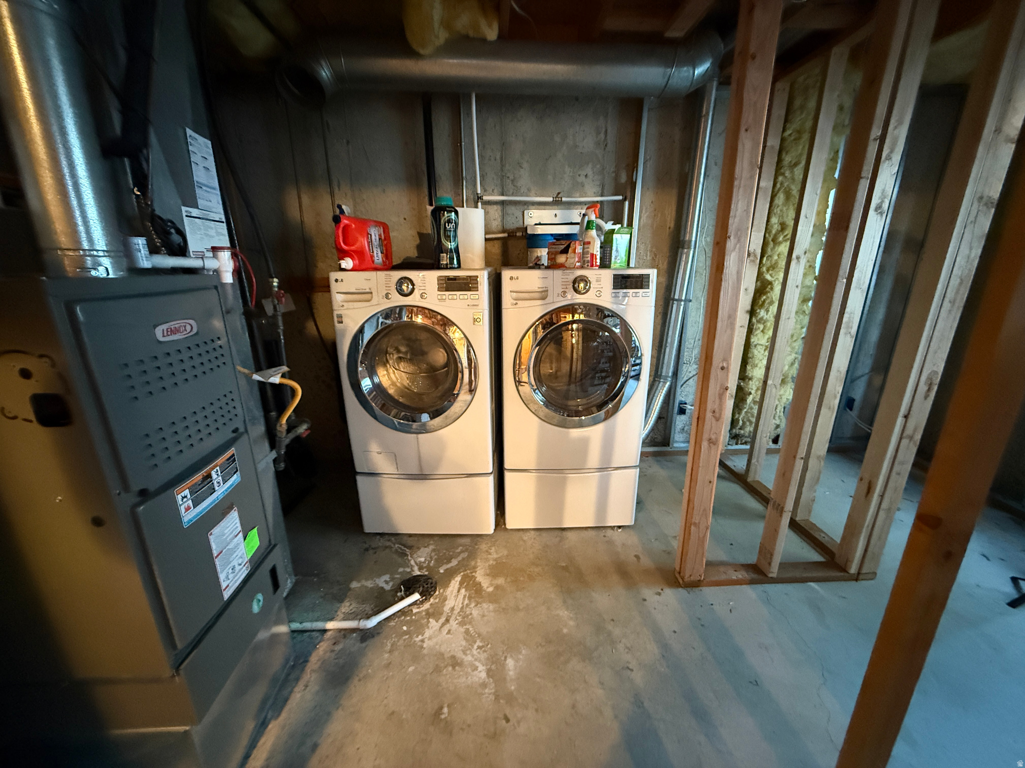 main property photo 30