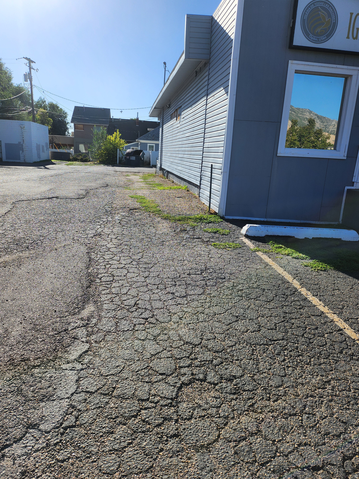 main property photo 12