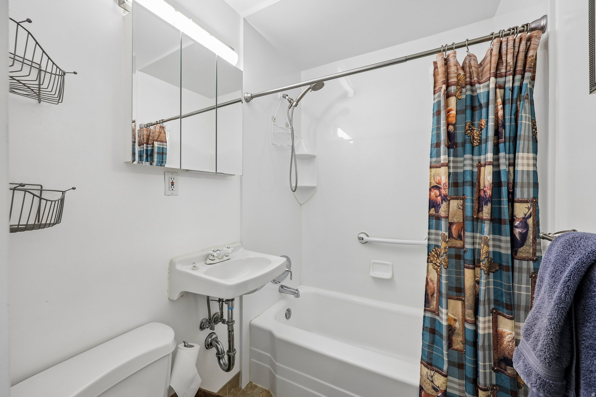 main property photo 8