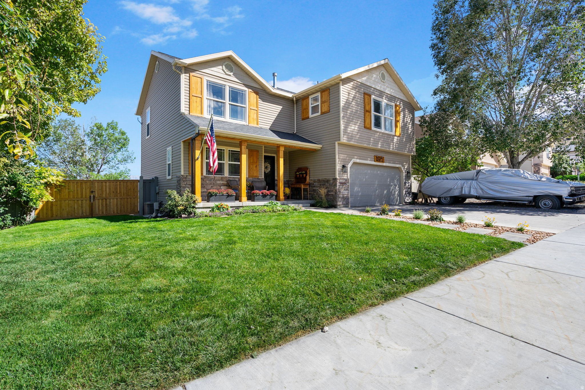 main property photo 6