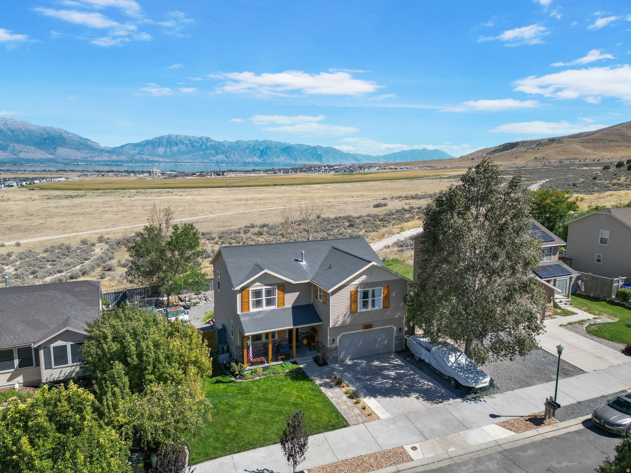 main property photo 9