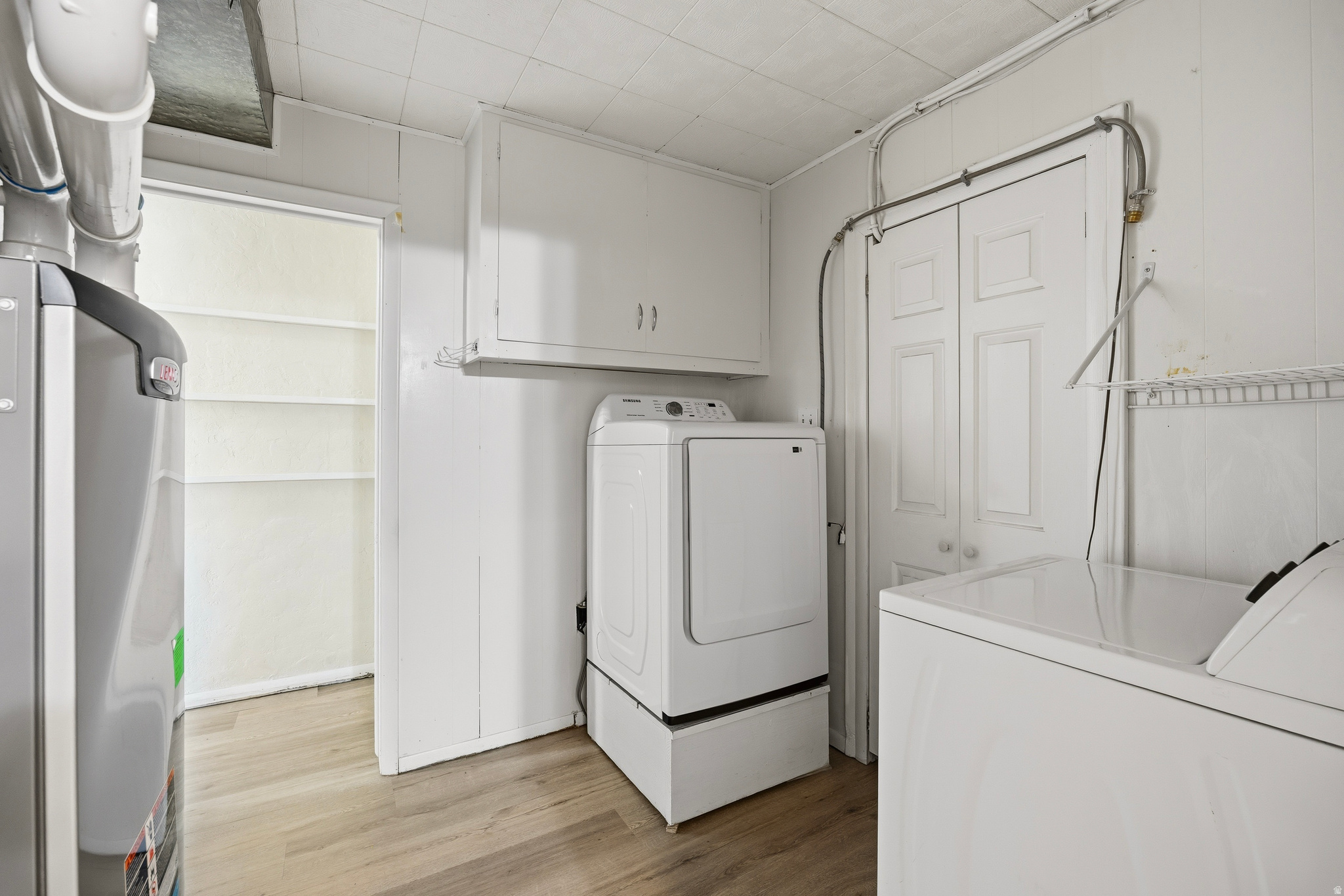 main property photo 38