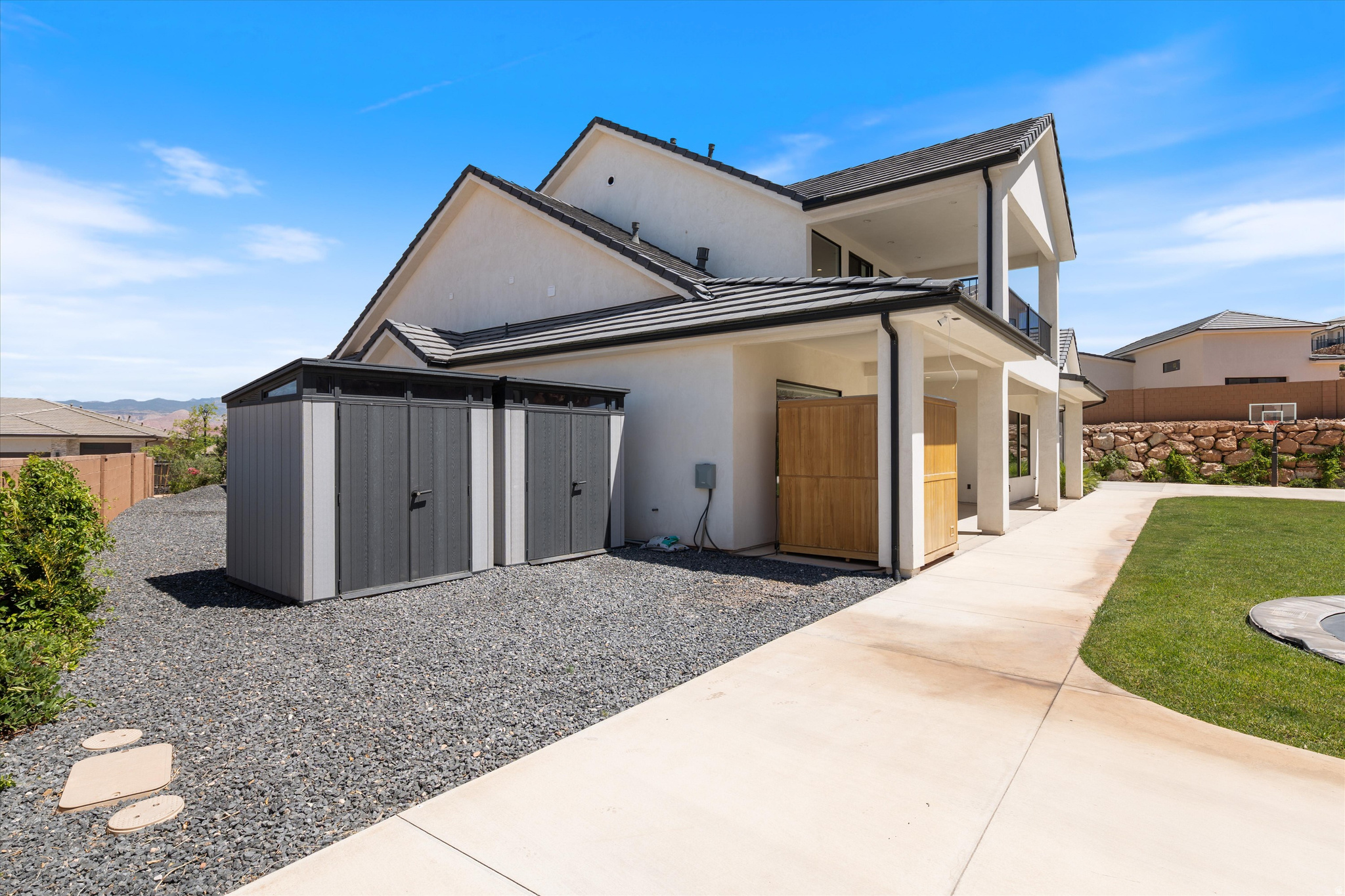 main property photo 60