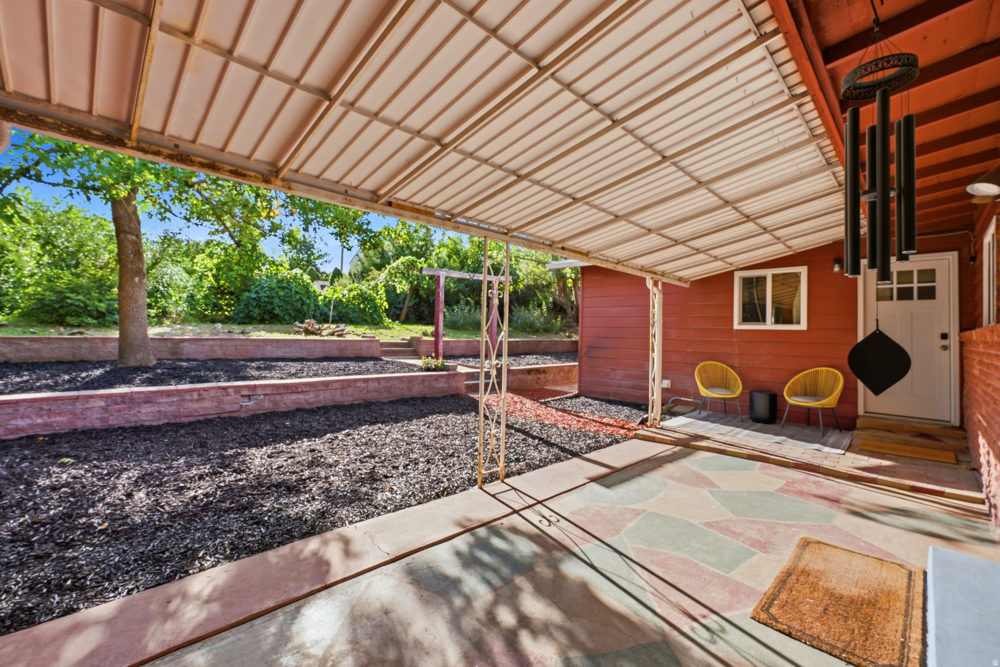 main property photo 23