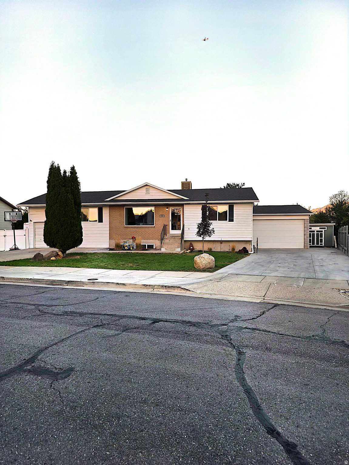 main property photo 46