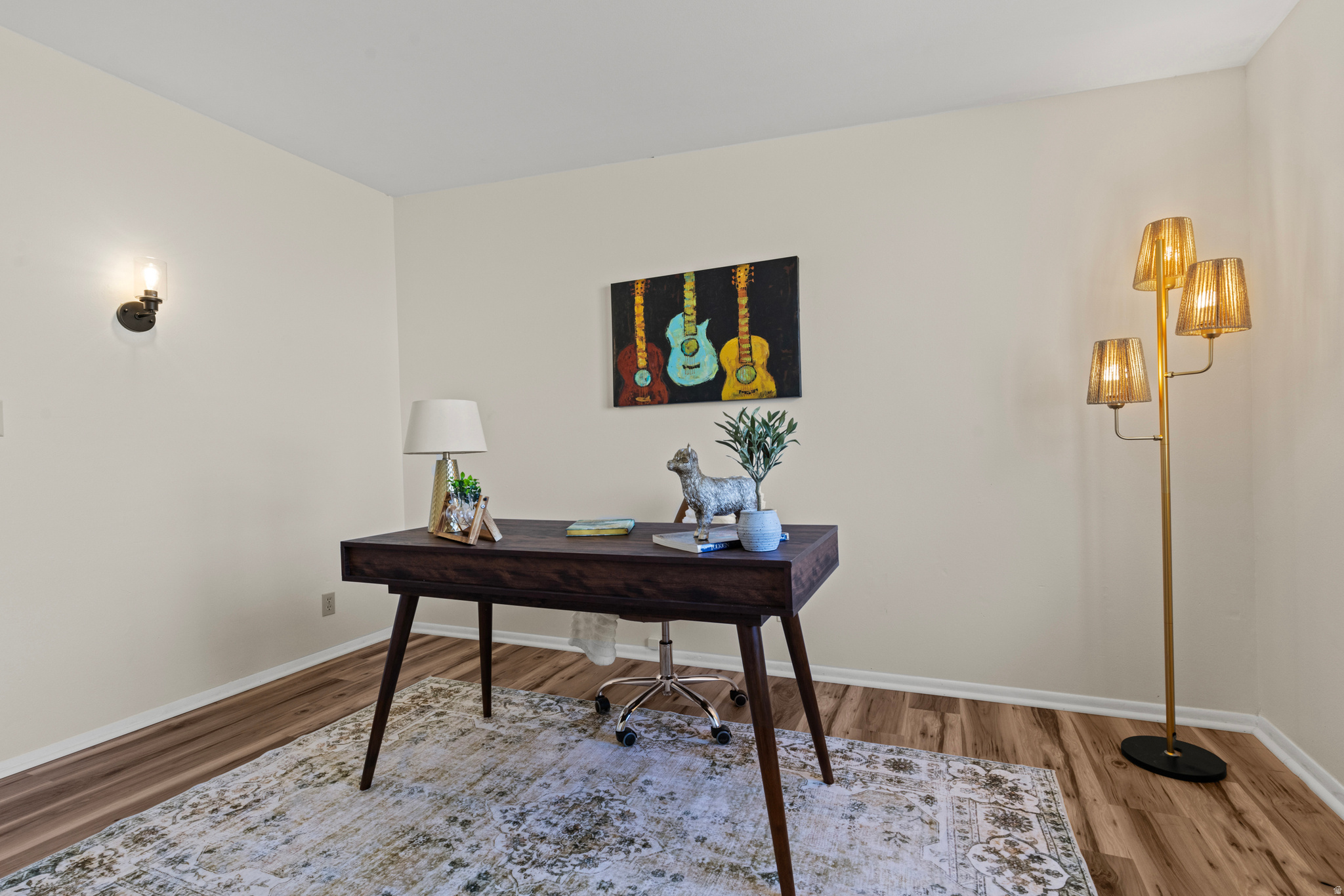 main property photo 20