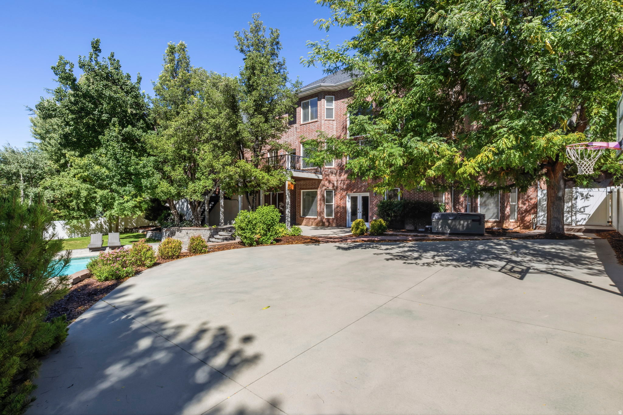 main property photo 67