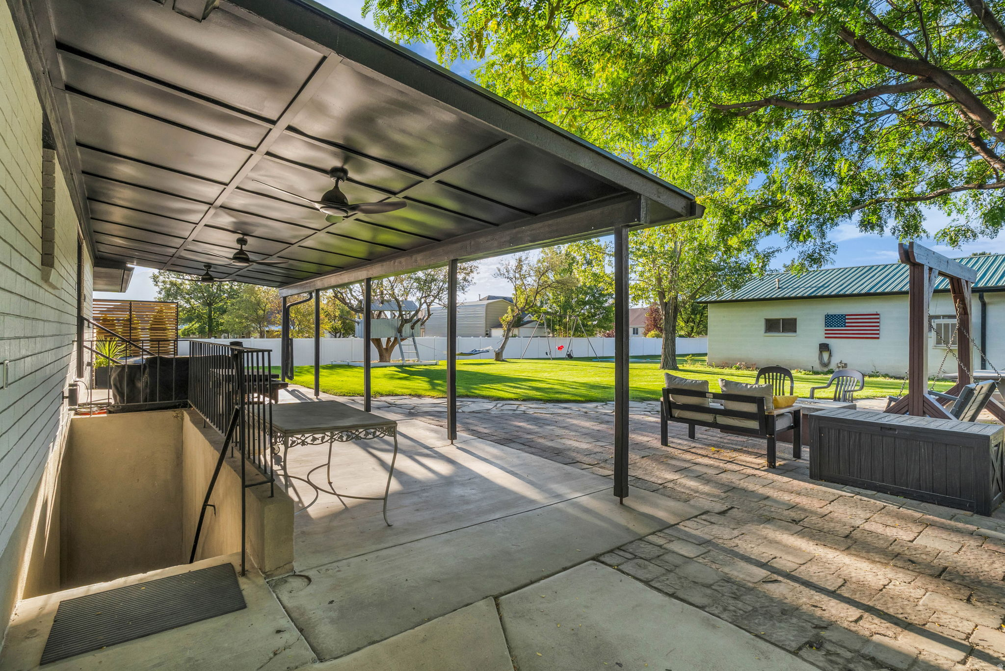 main property photo 44