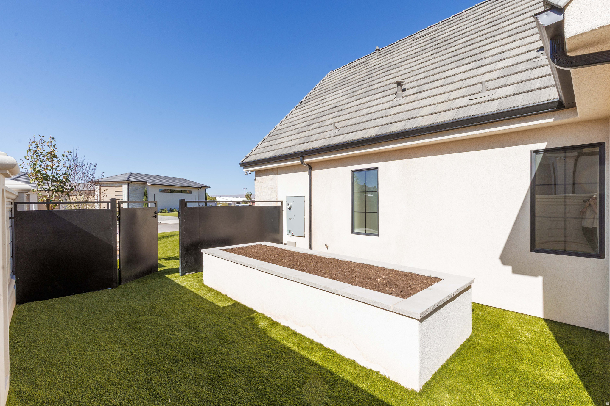 main property photo 112