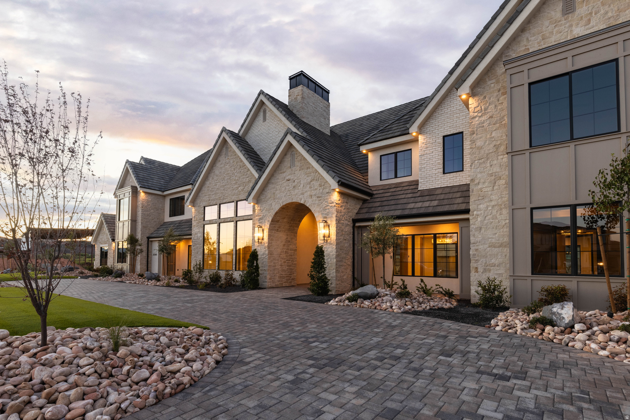 main property photo 153