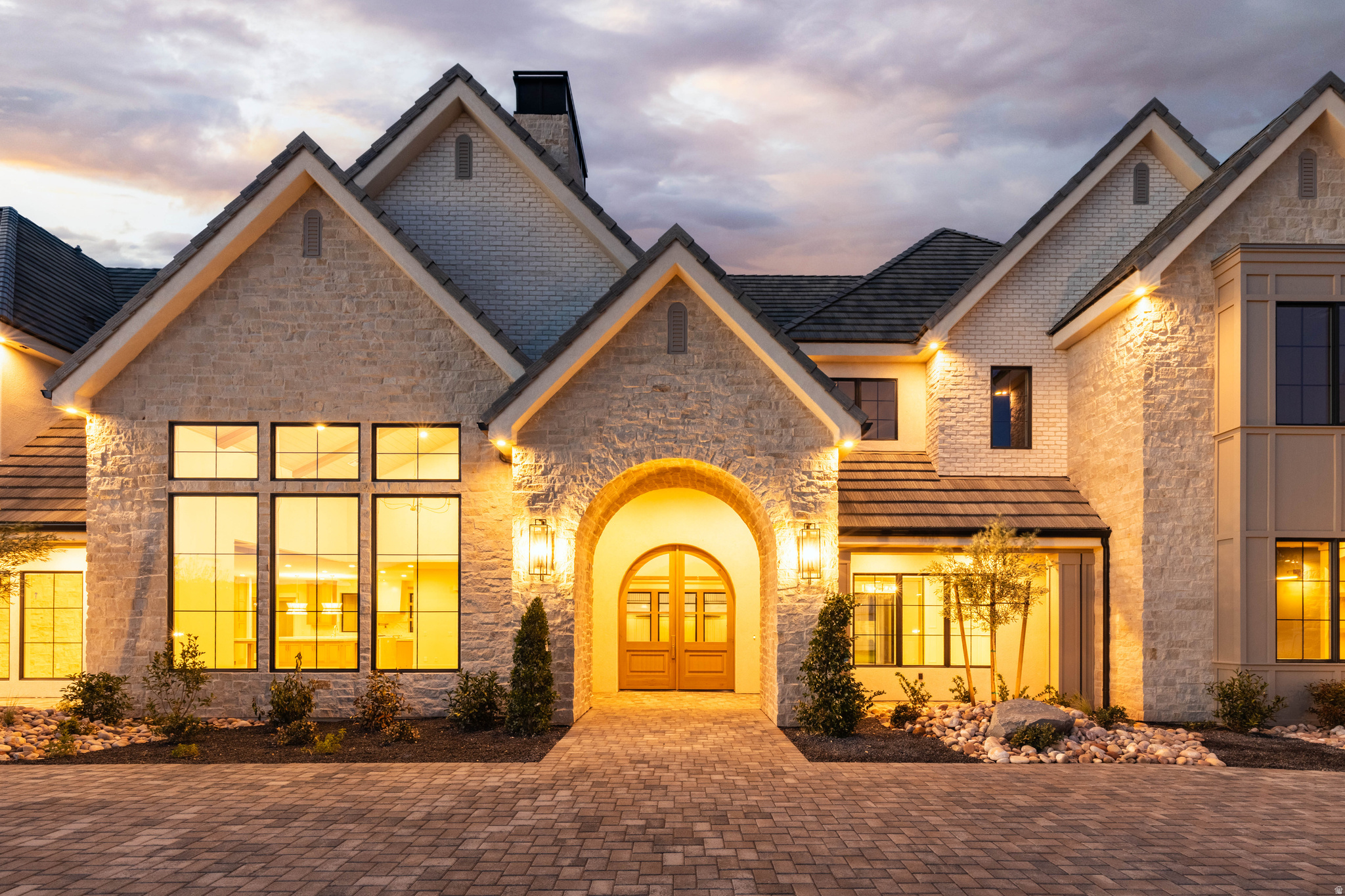 main property photo 171