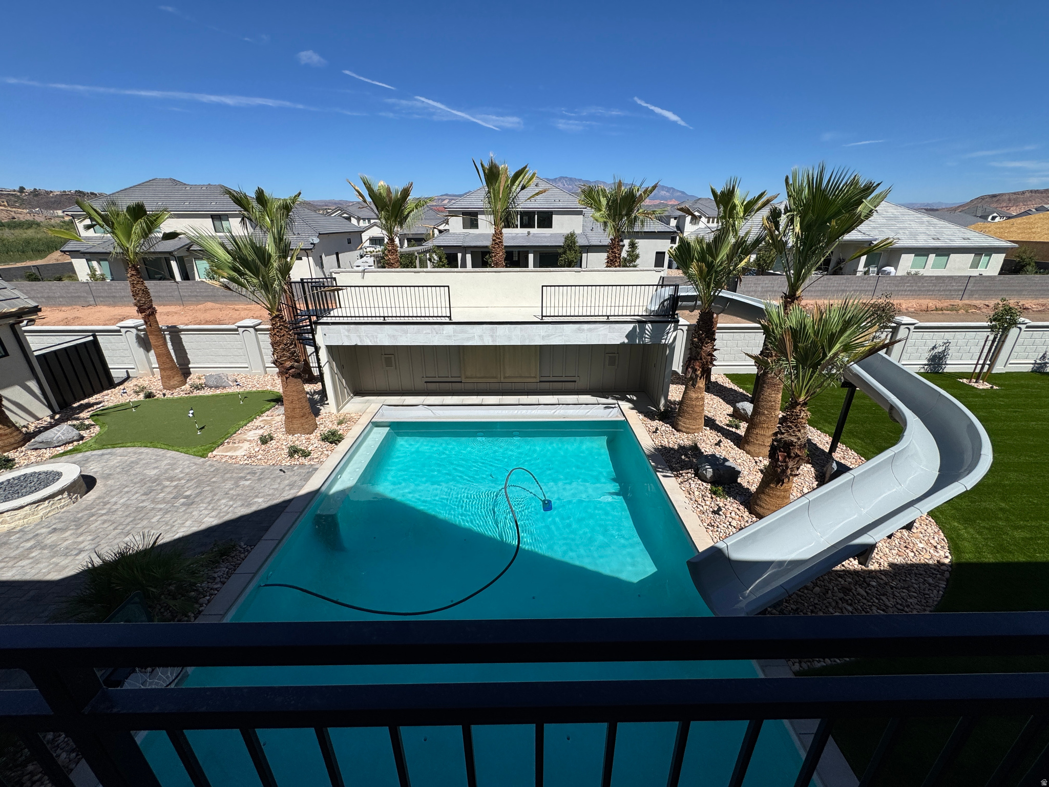 main property photo 74