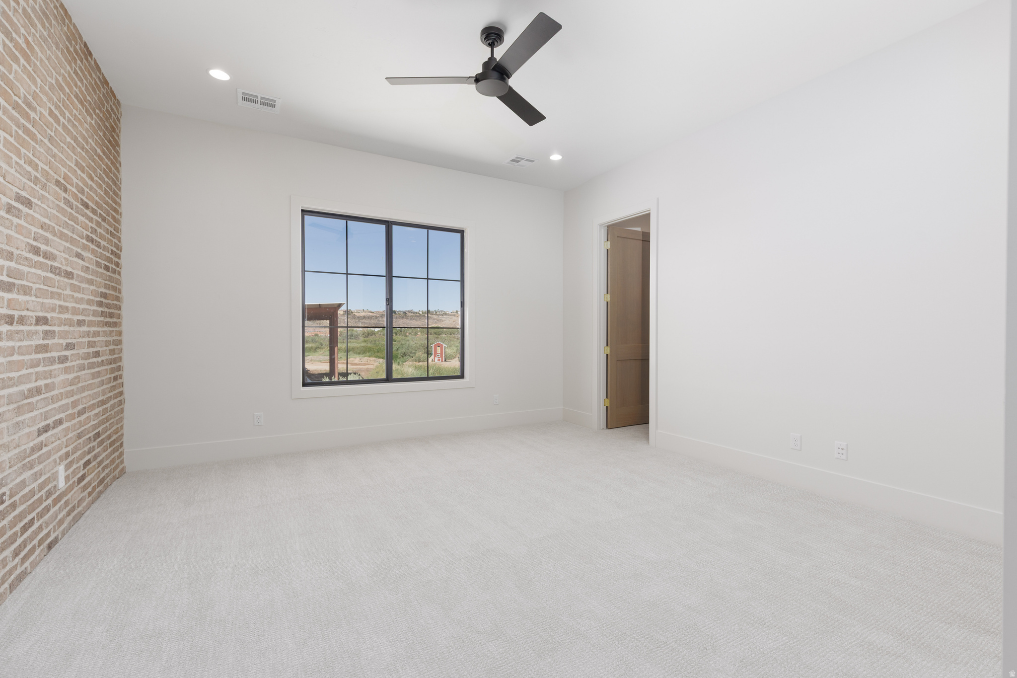 main property photo 87