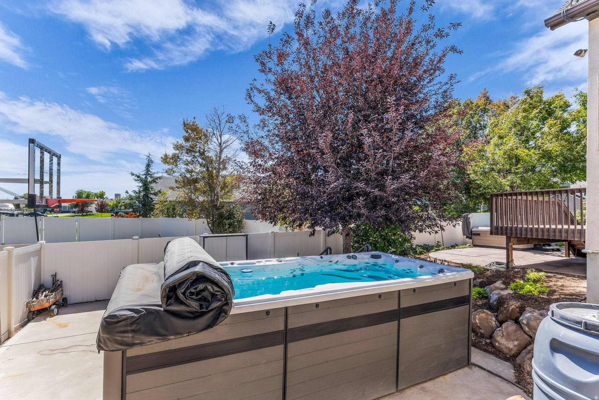 main property photo 42