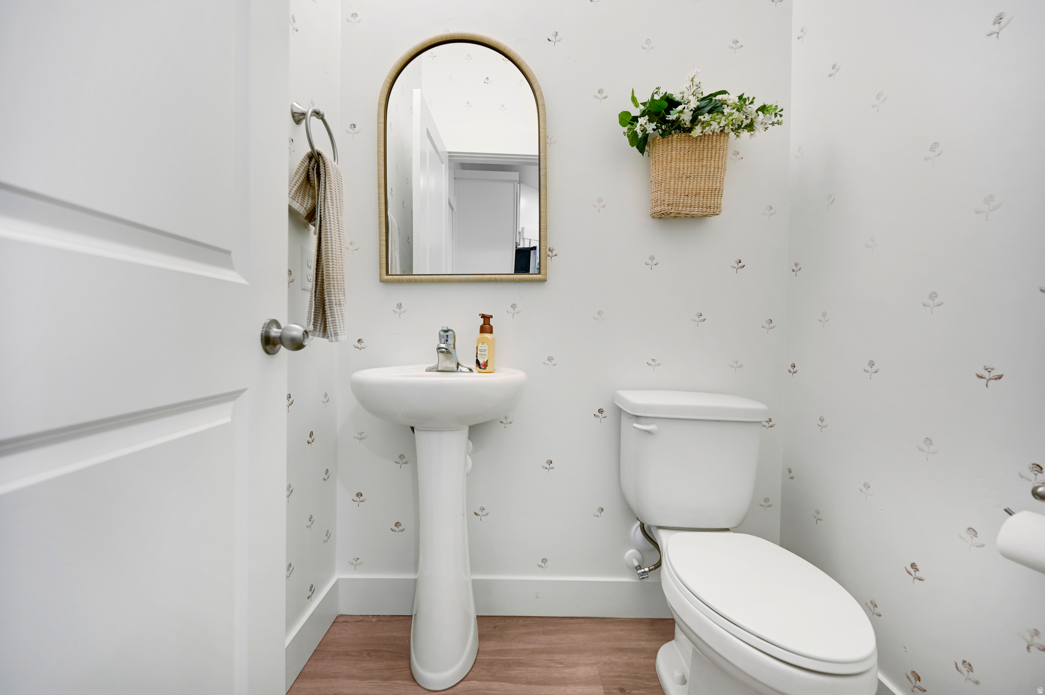 main property photo 8