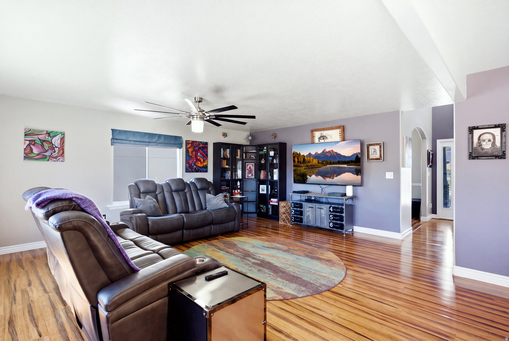 main property photo 9