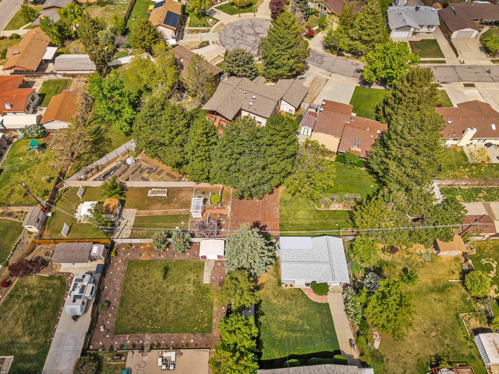 main property photo 59