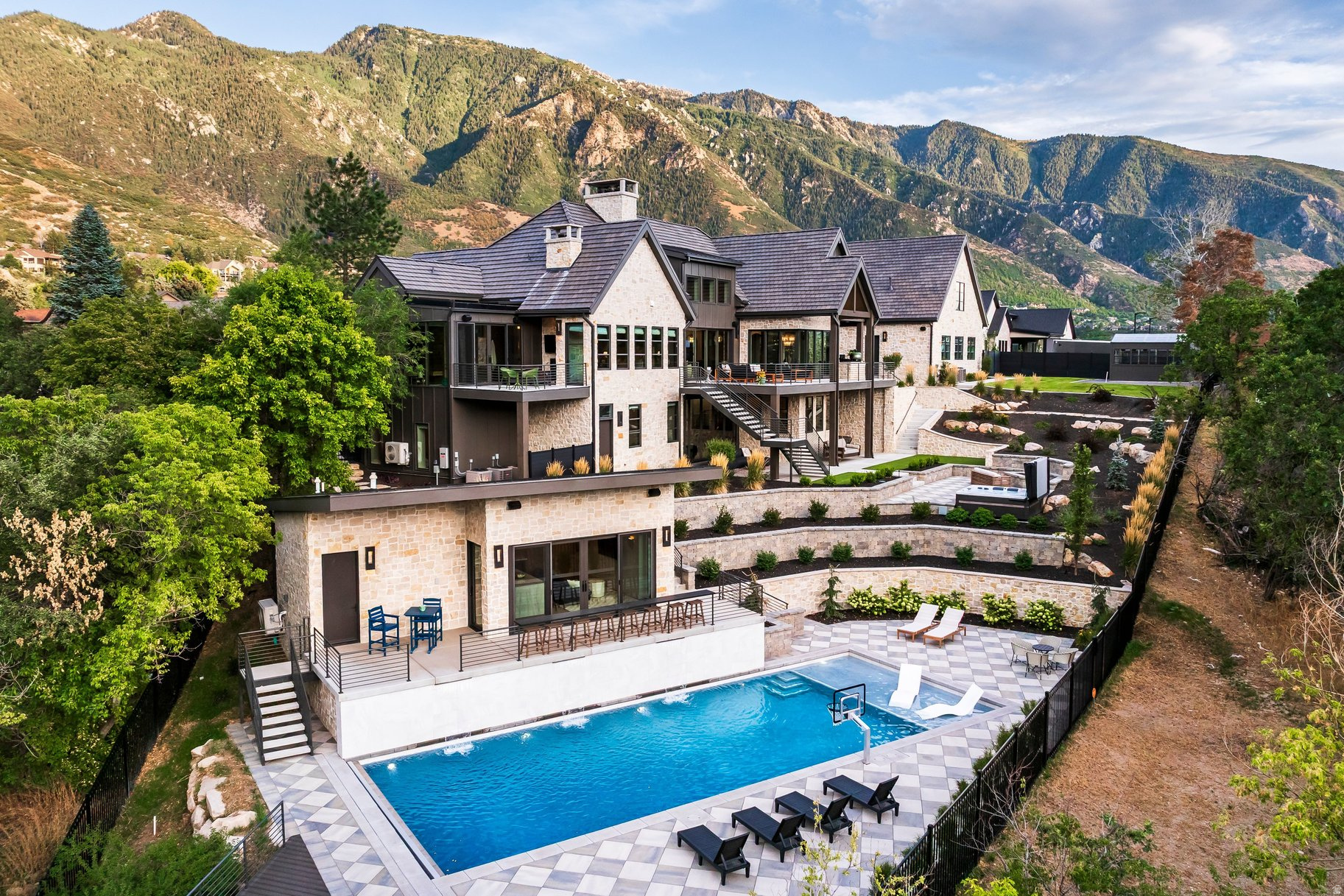 main property photo 80