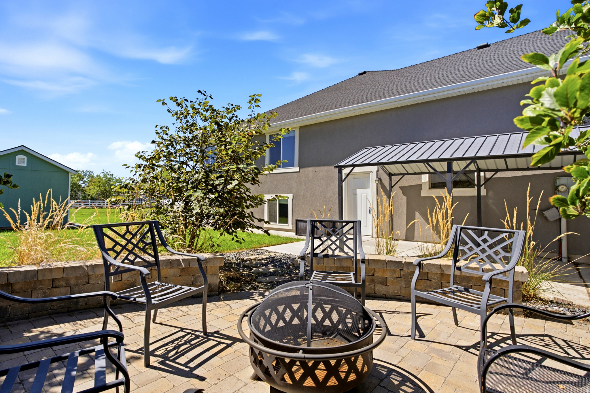 main property photo 24