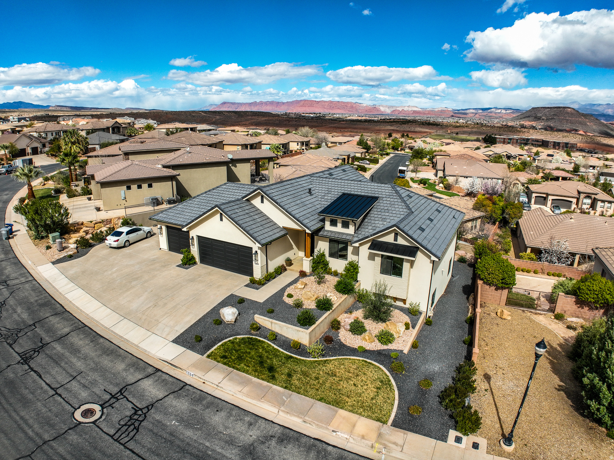 main property photo 60