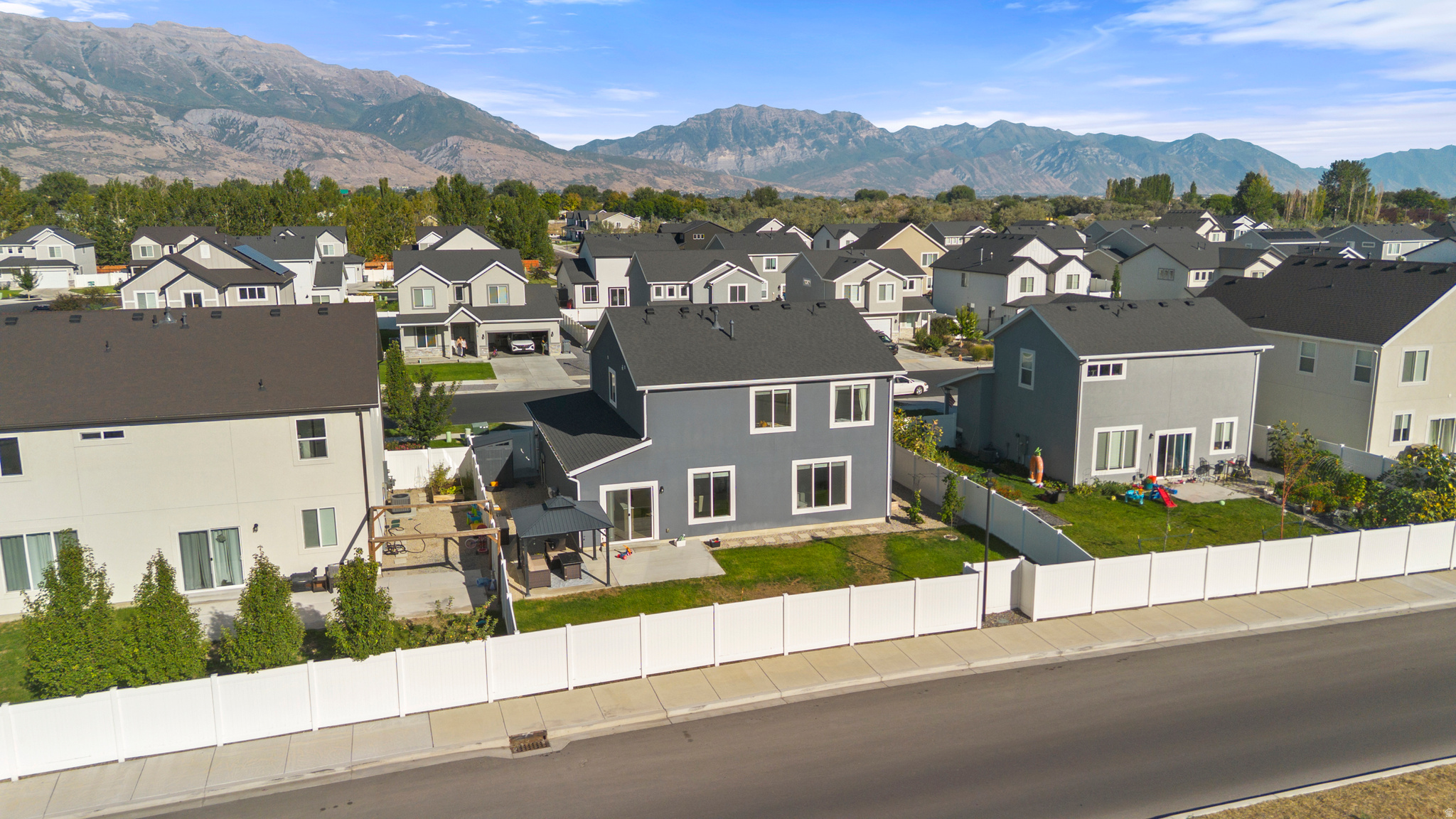 main property photo 49