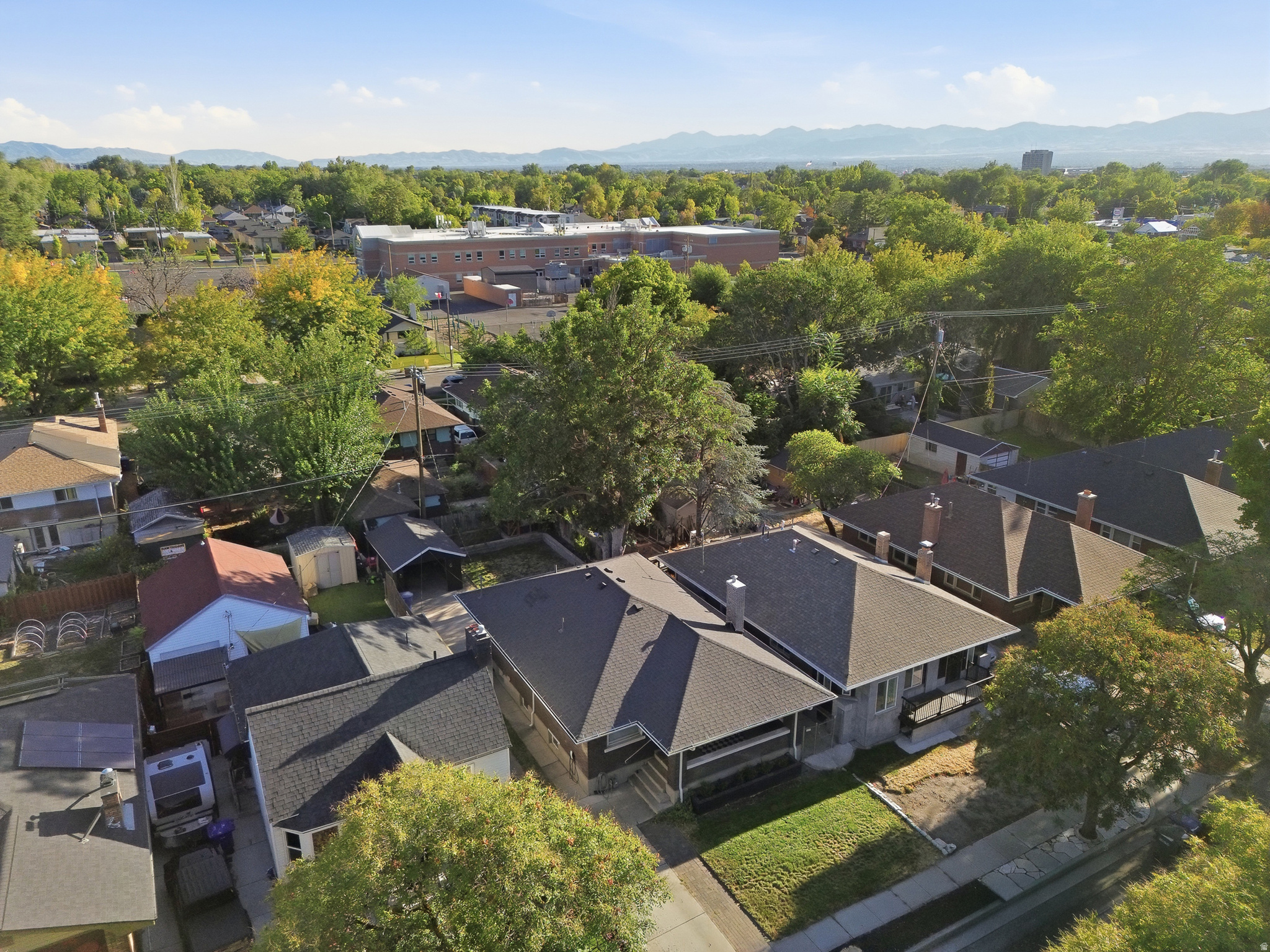 main property photo 38