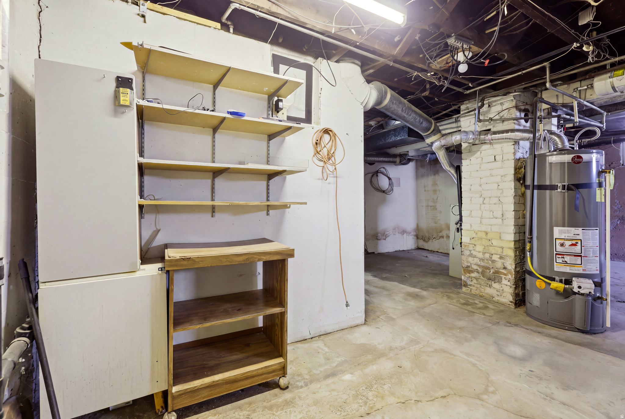 main property photo 16