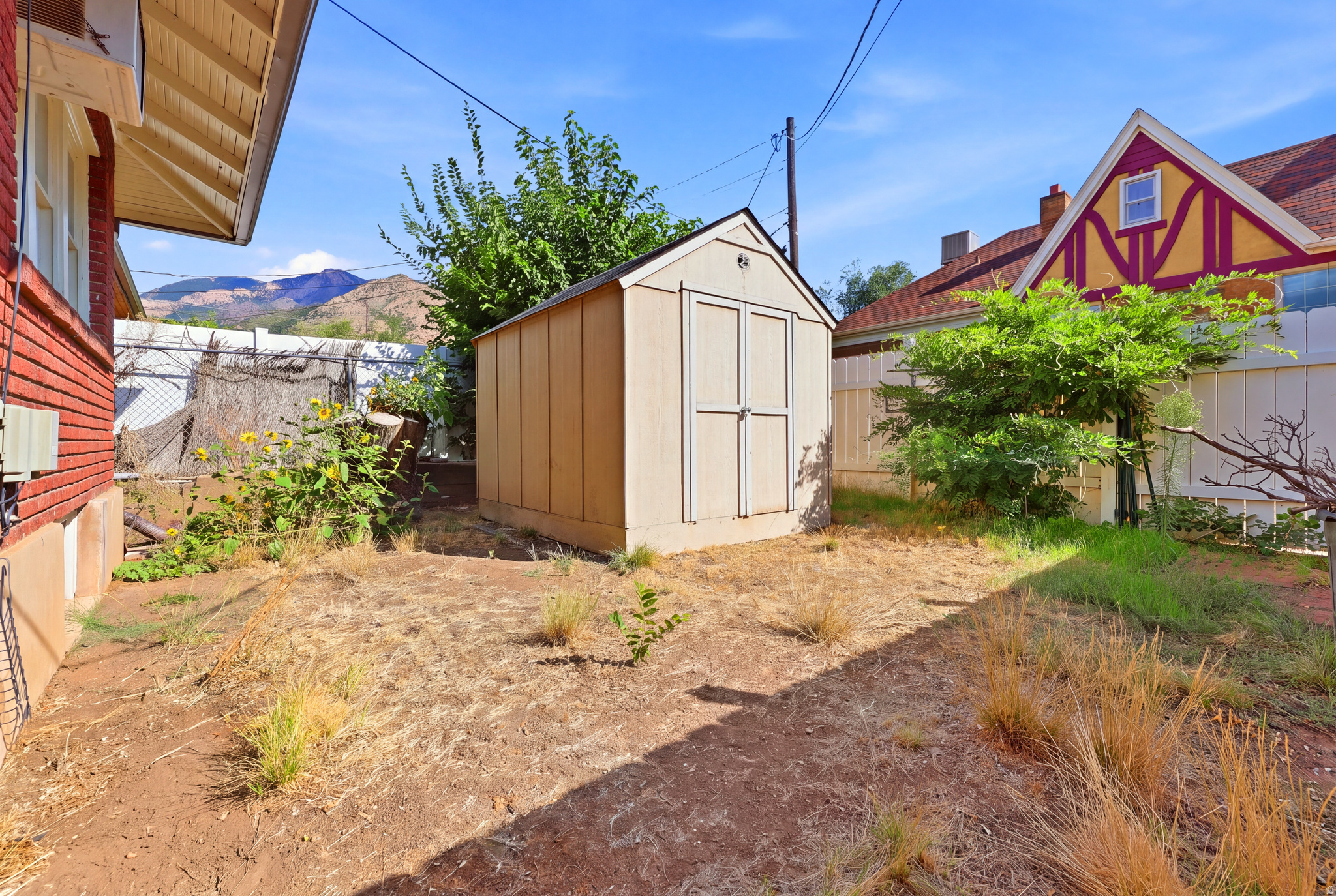main property photo 25