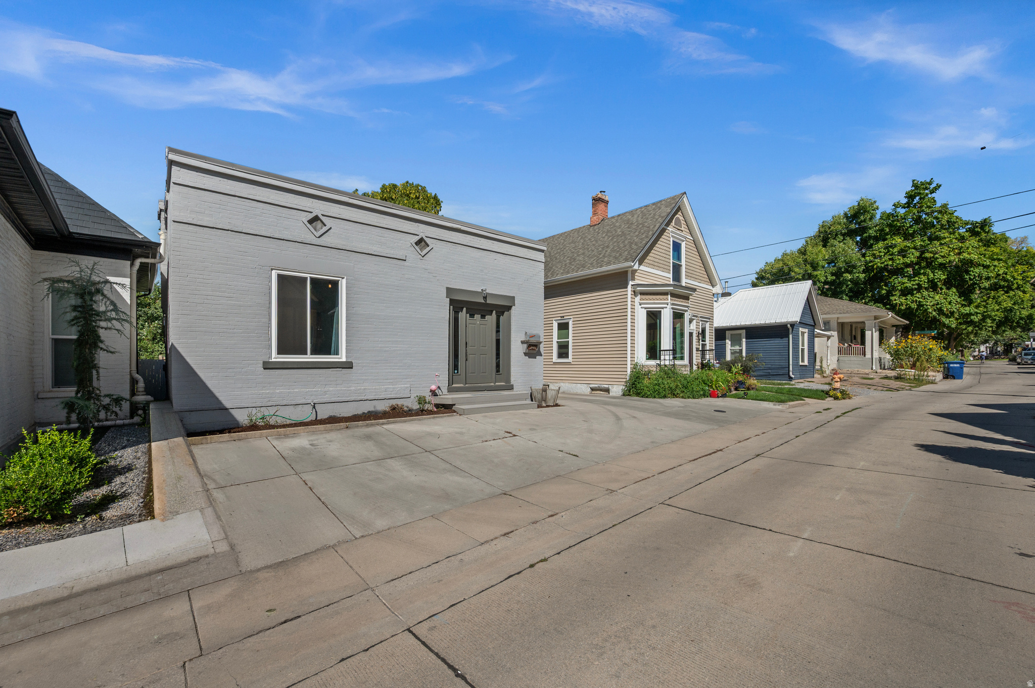 main property photo 15