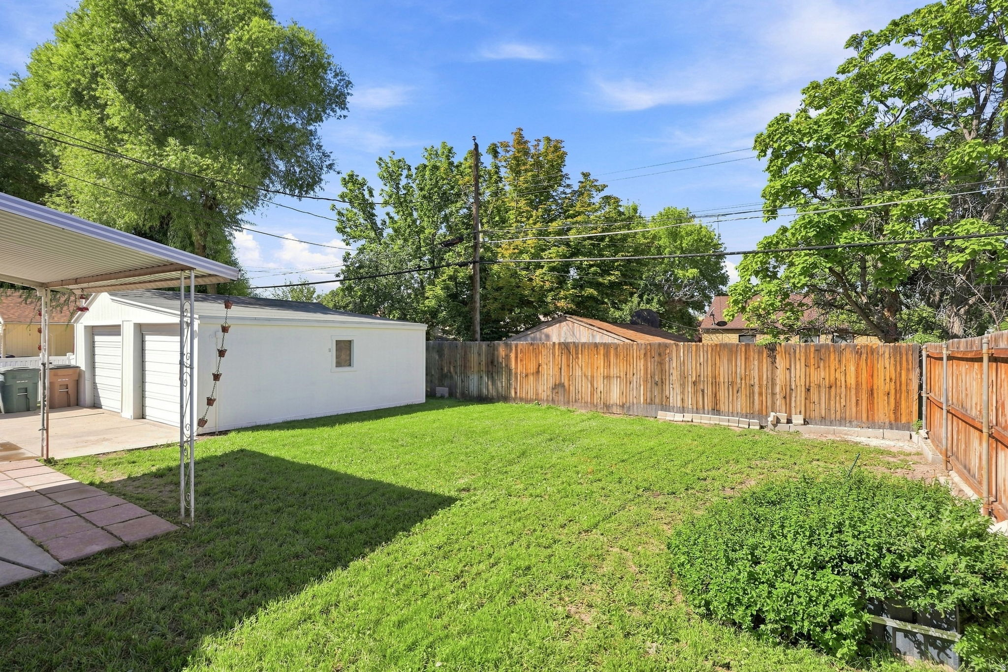 main property photo 31