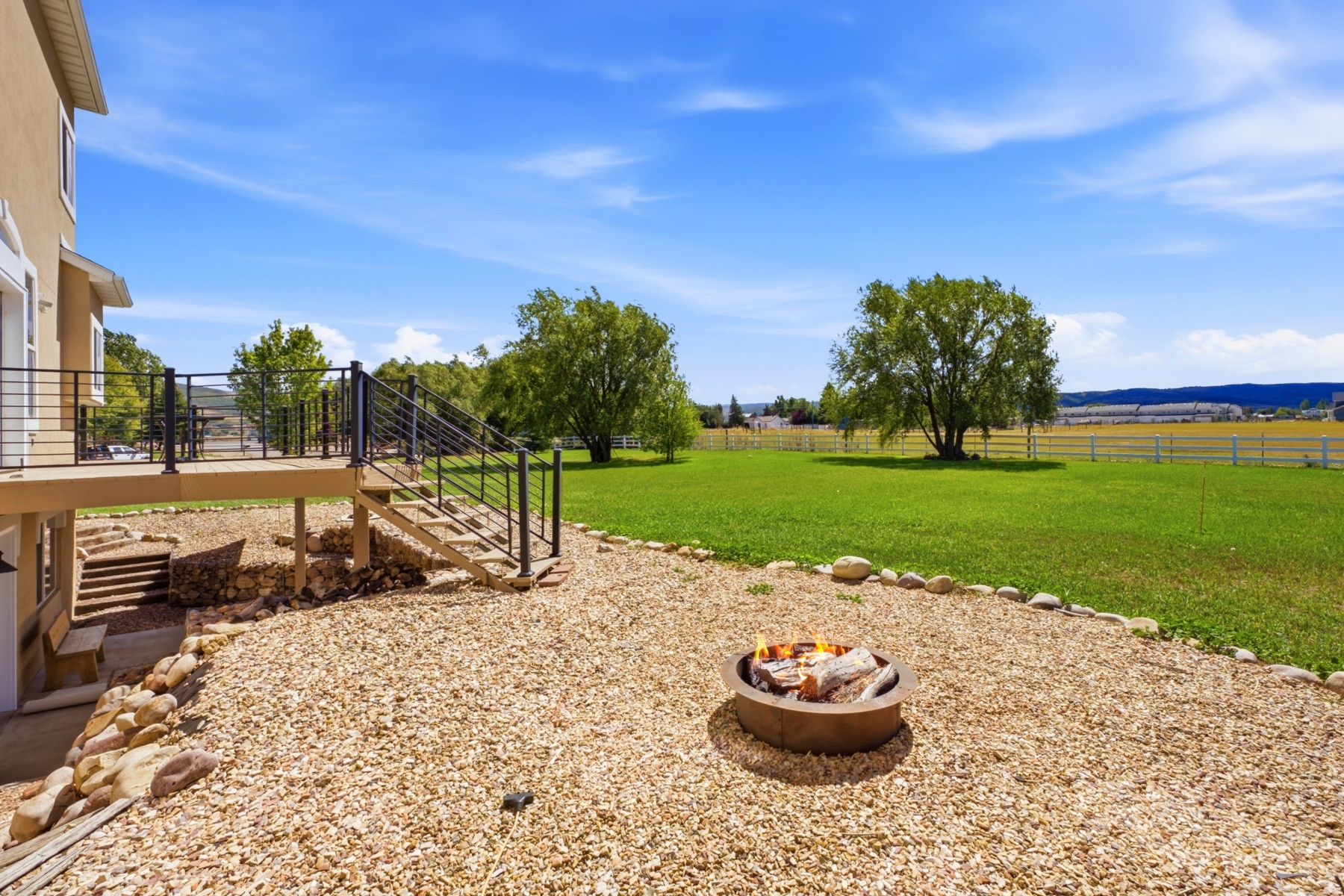 main property photo 74