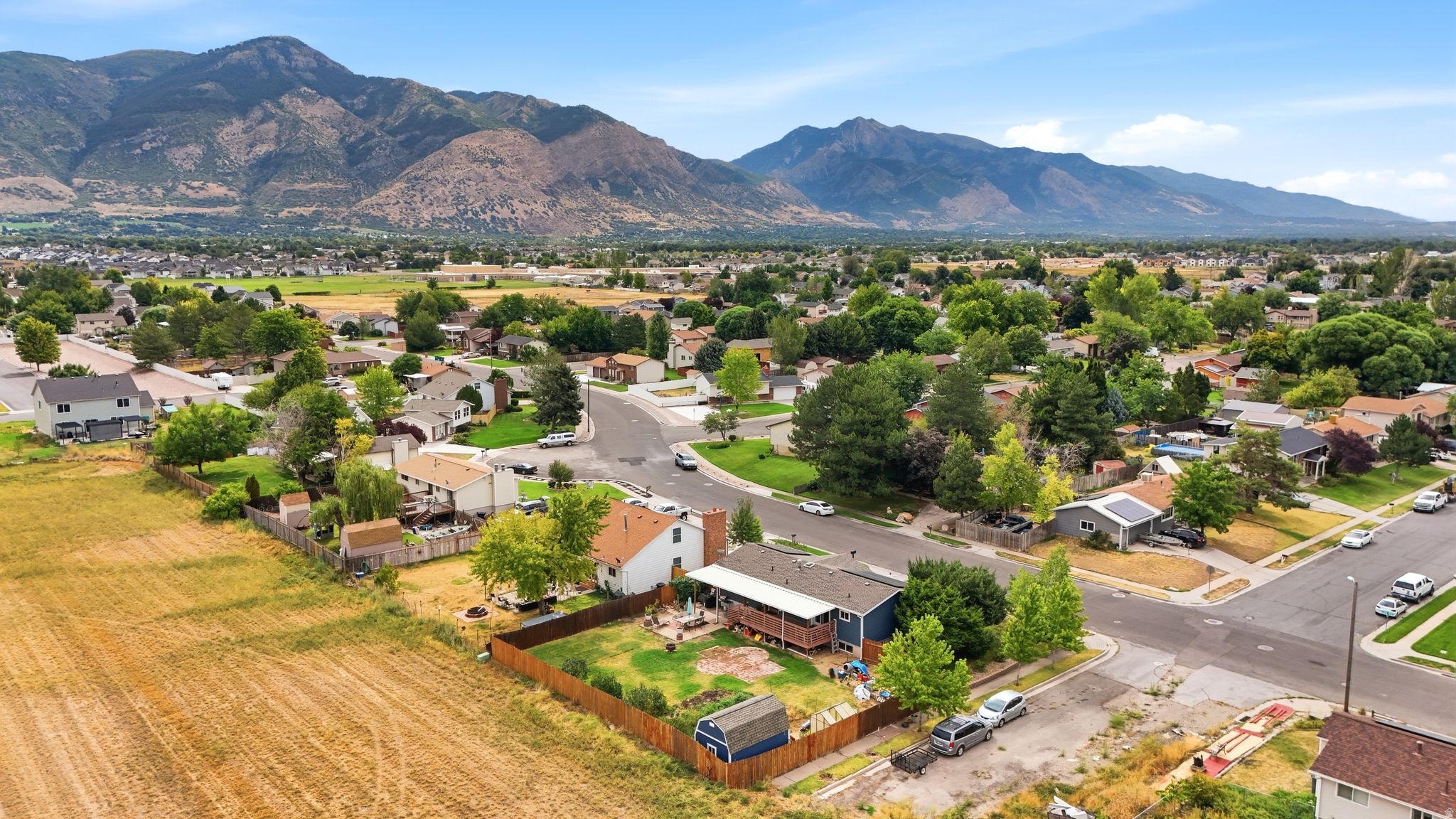 main property photo 30