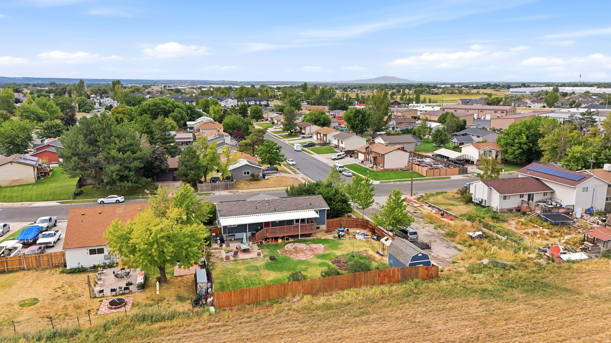 main property photo 32