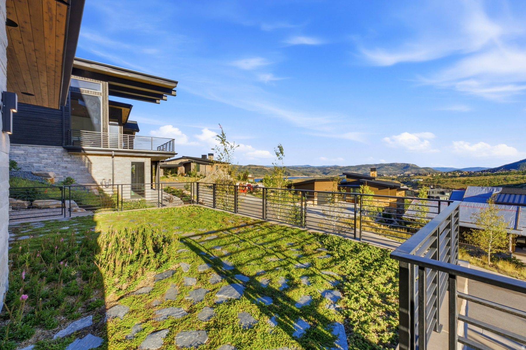 main property photo 111