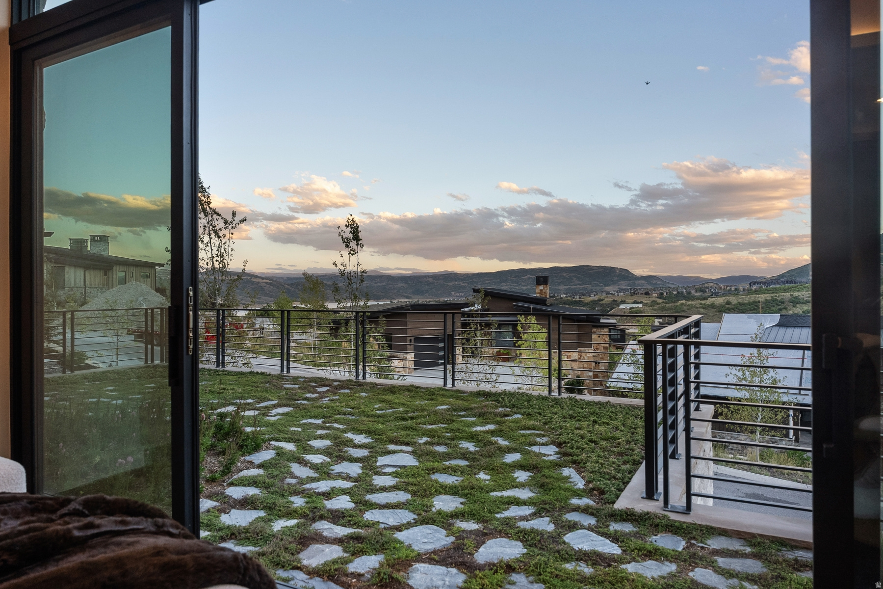 main property photo 129