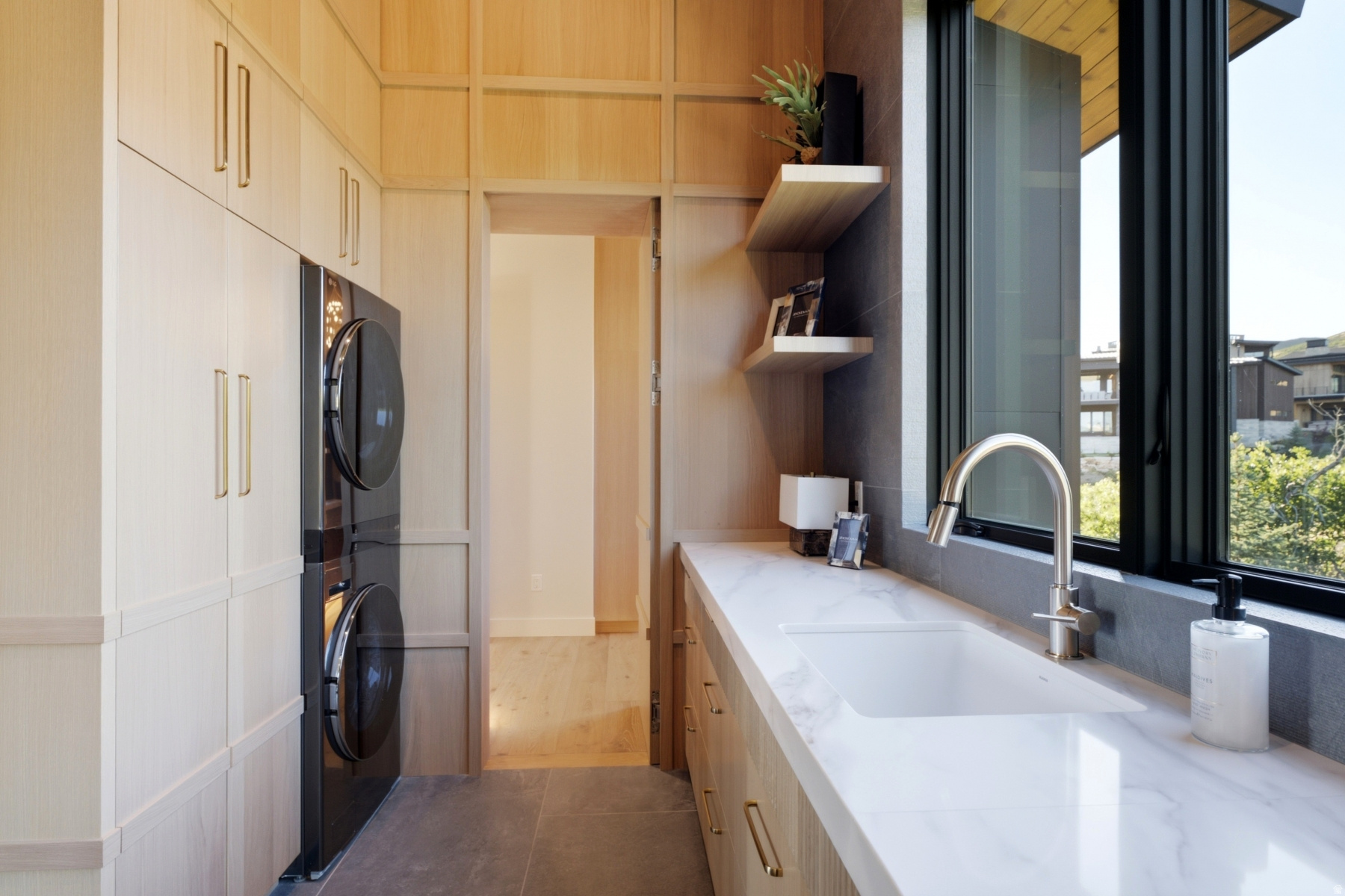 main property photo 70