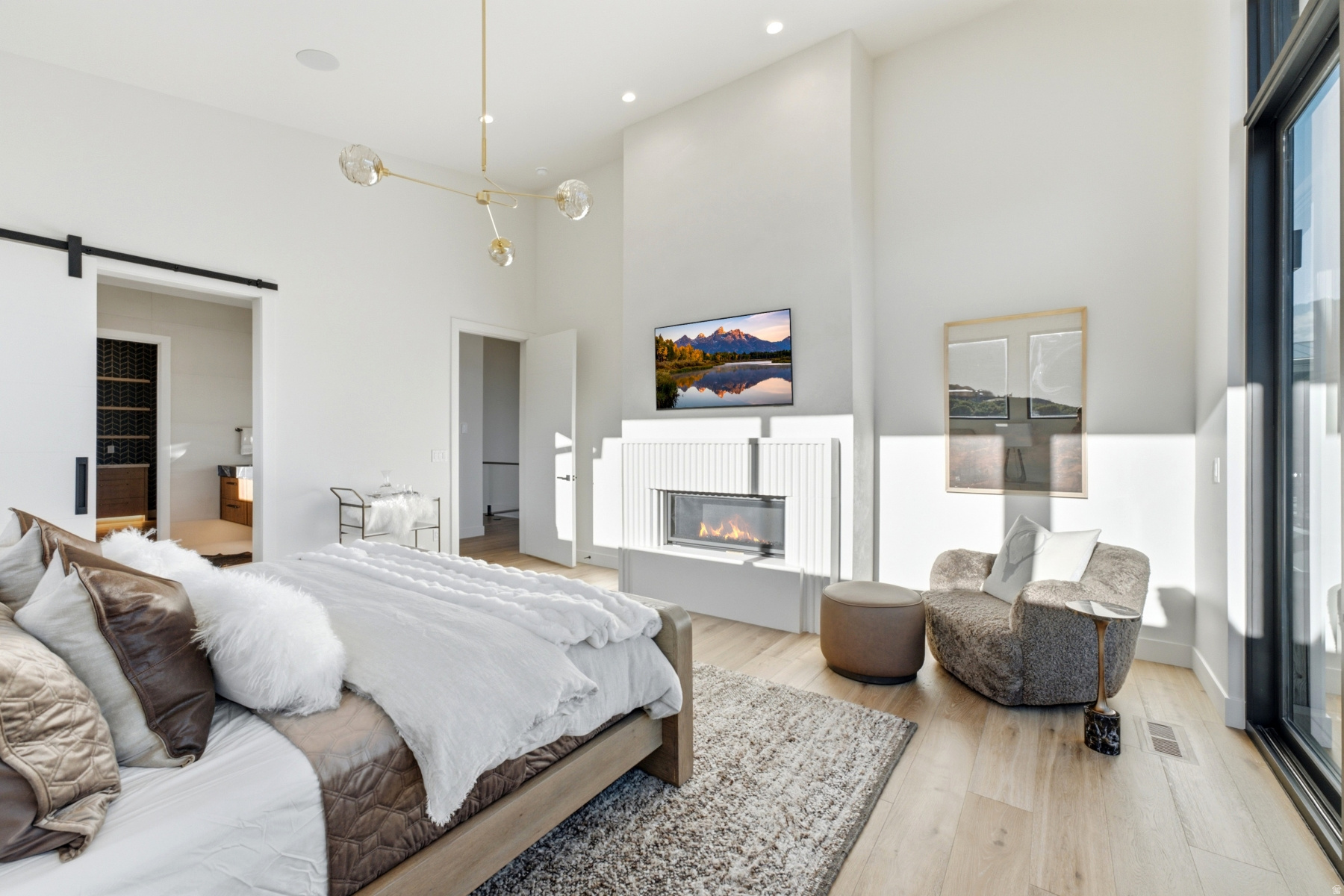 main property photo 83