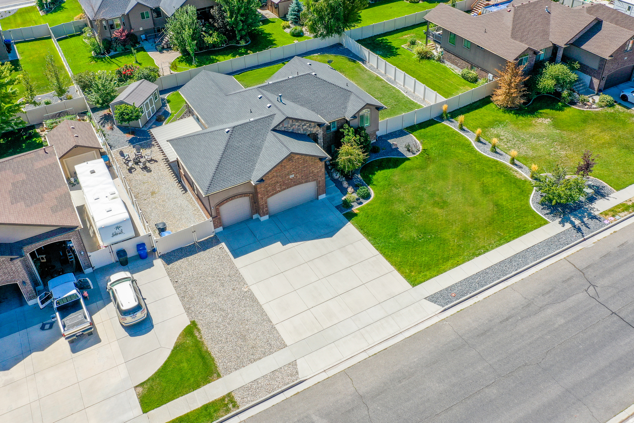main property photo 31