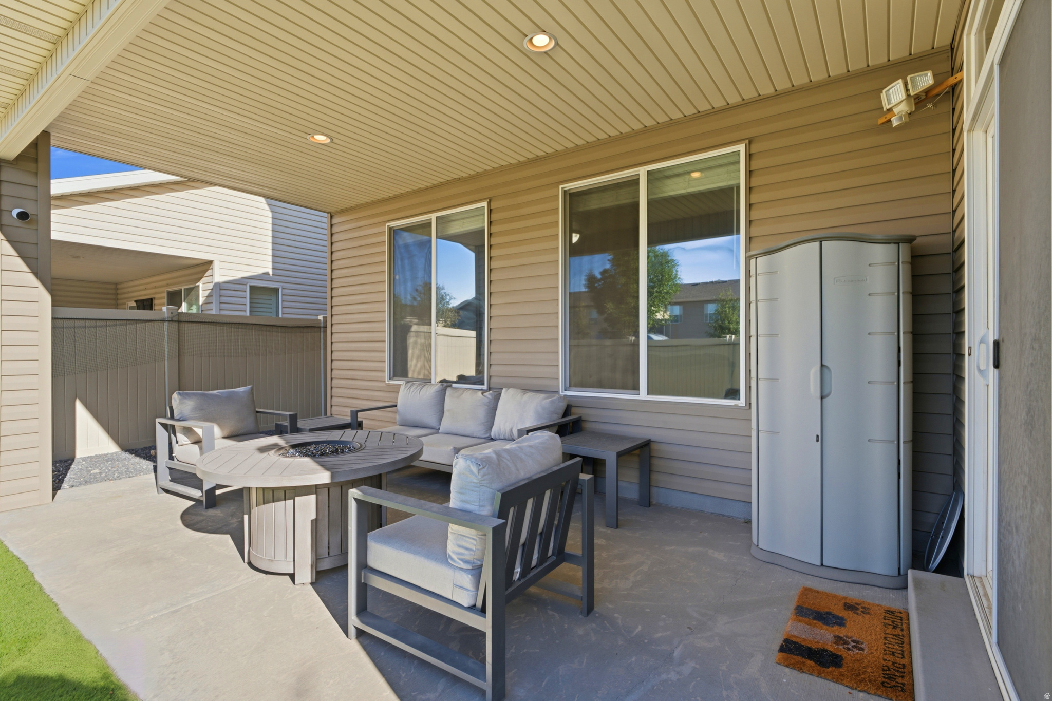 main property photo 45