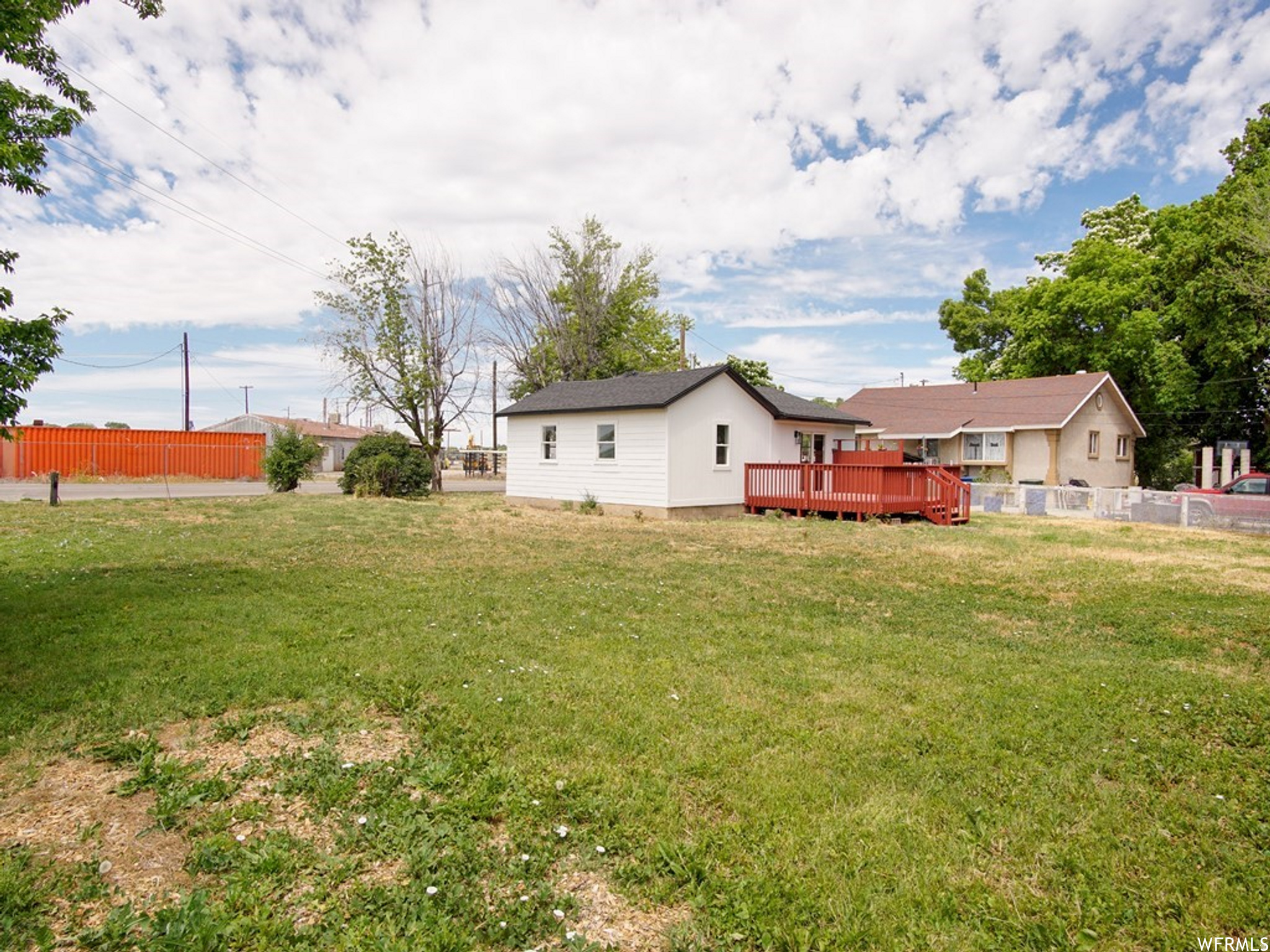 main property photo 17