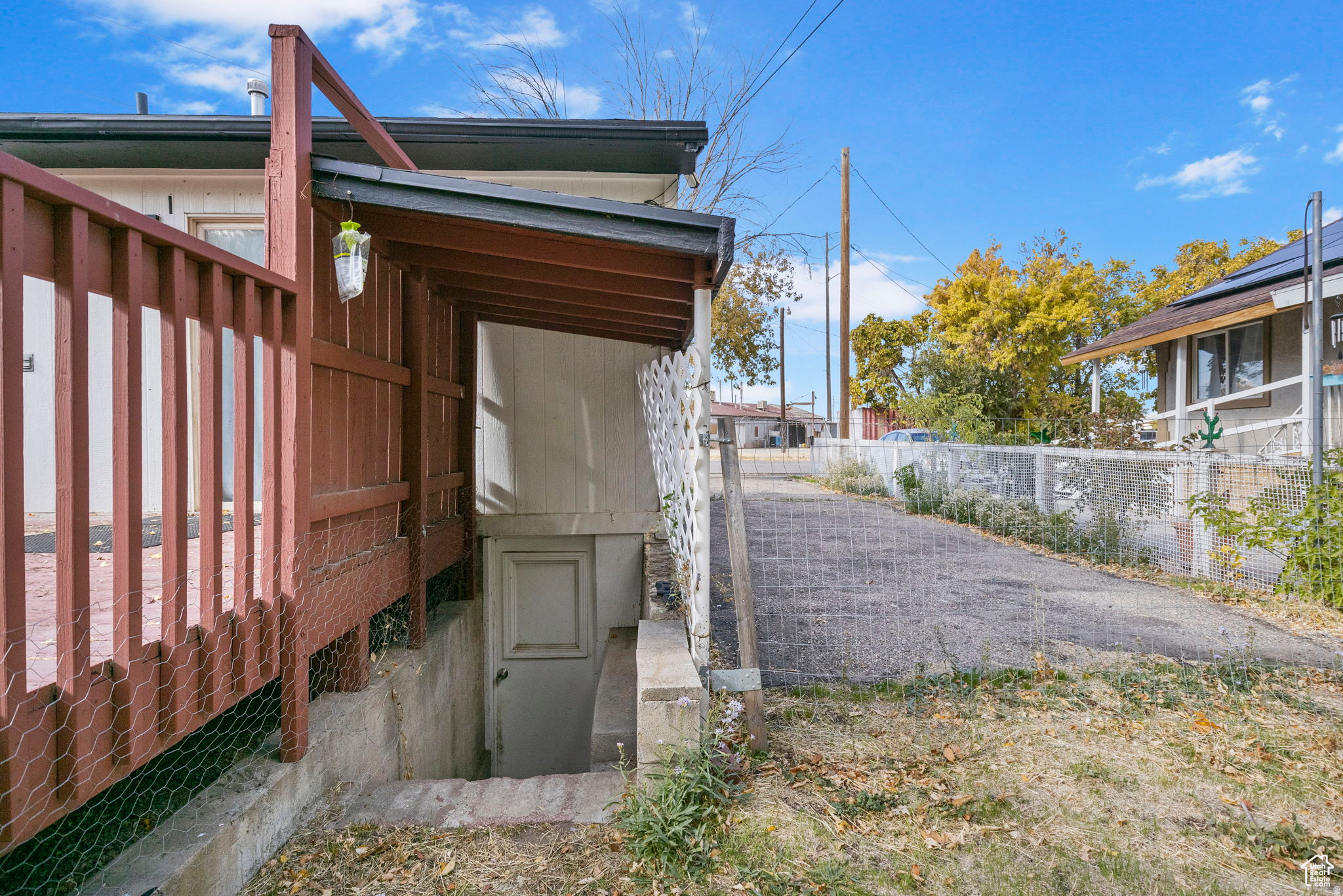 main property photo 20