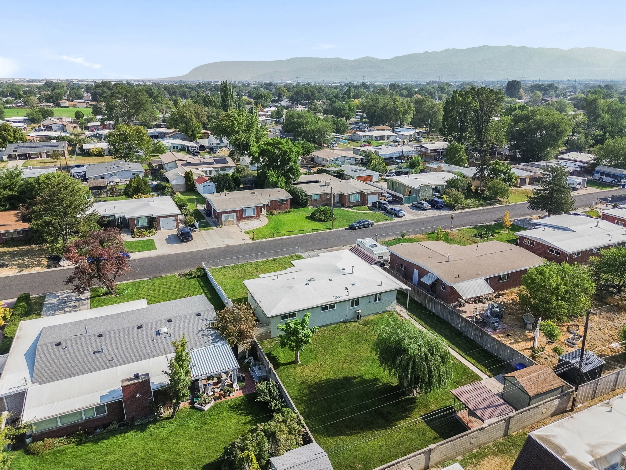 main property photo 33